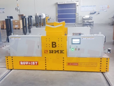 Kauj thauj khoom laub thov rau hauv lub zog ntawm lub zog tshiab